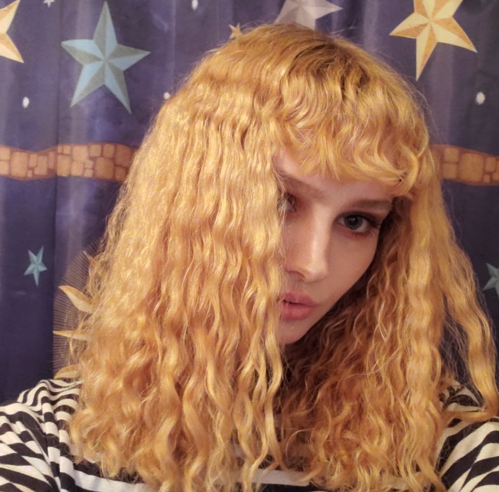 Meet your Posher, Kylie